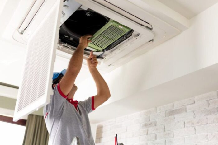 Cách kiểm tra mã lỗi U4 trên điều khiển điều hòa Daikin âm trần