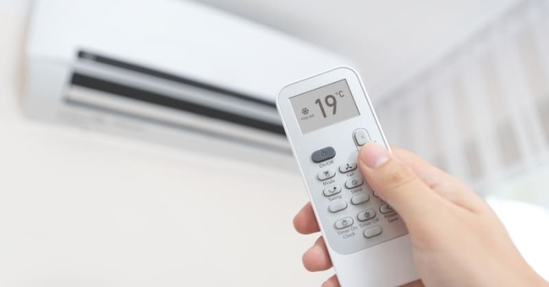 Máy lạnh yếu khi đã bật nhiệt độ thấp là dấu hiệu hết gas